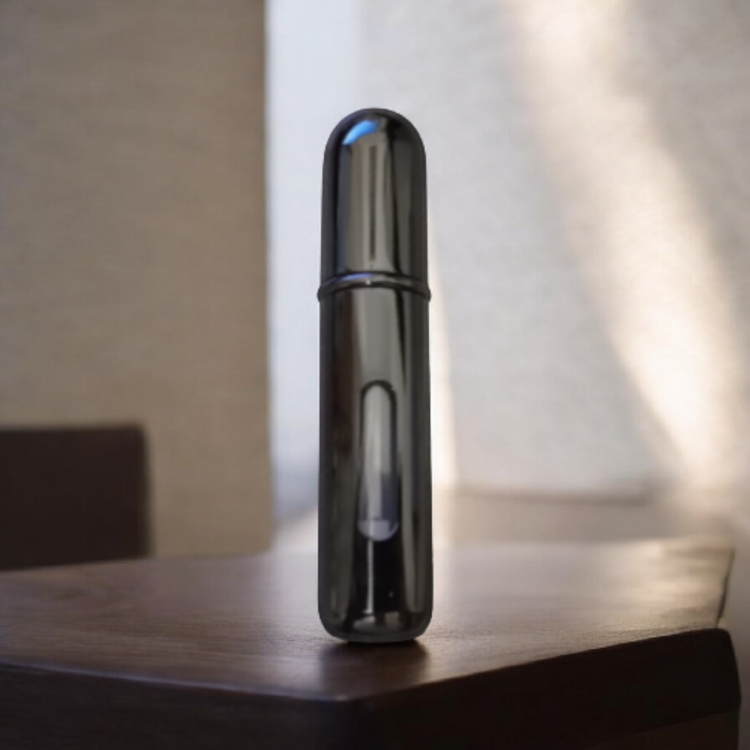 اتومایزر ( ظرف نگهدارنده عطر و ادکلن اتومات ) رنگ مشکی حجم 5 میلی لیتر