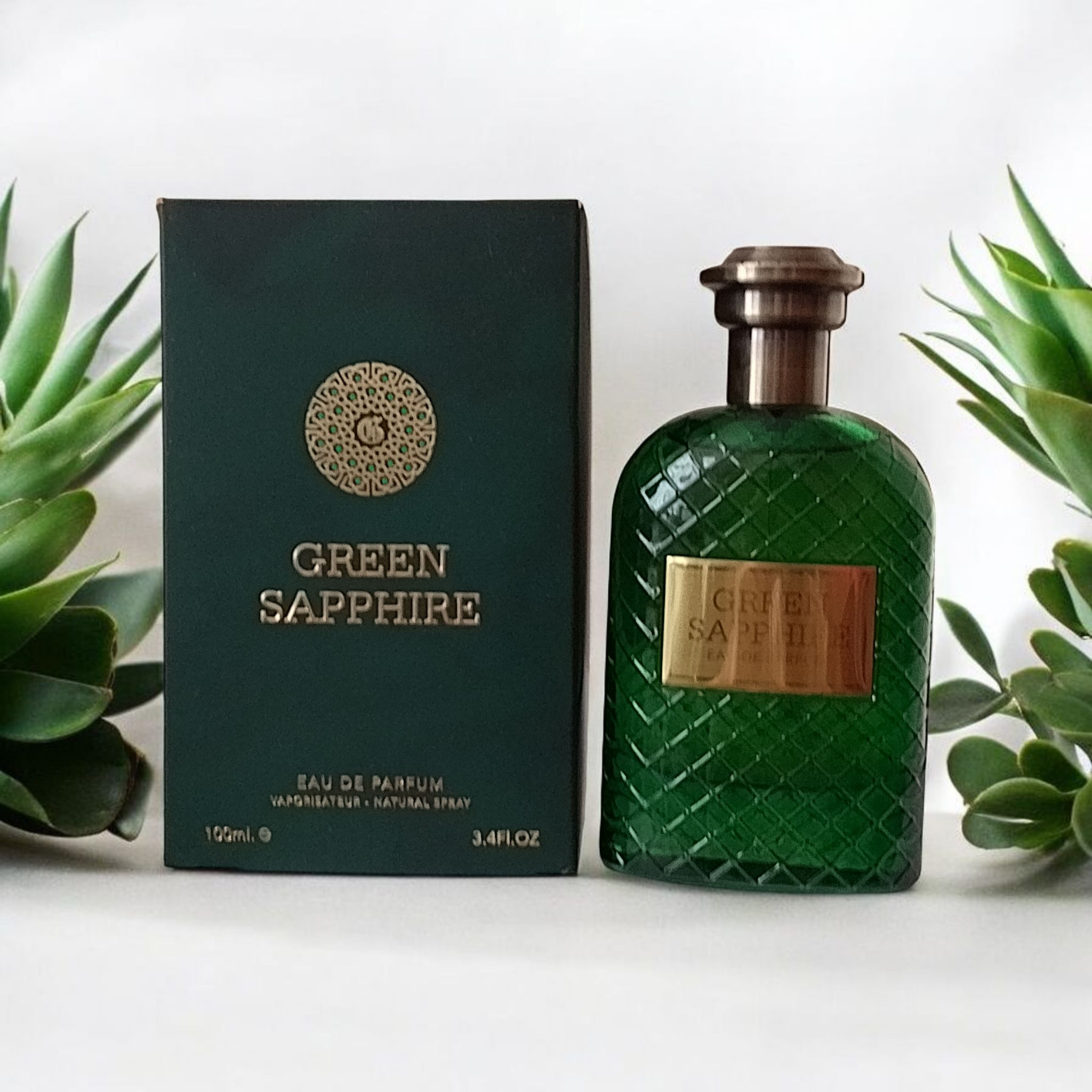 ادکلن بدون سلفون یونیسکس فراگرانس ورد مدل گرین ساپفیر Green Sapphire حجم 100 میلی لیتر